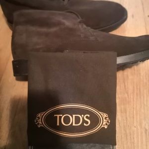 Tod’s Italian suede desert boot